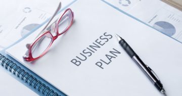 The Ultimate Guide to Writing a SaaS Business Plan with Examples and Templates